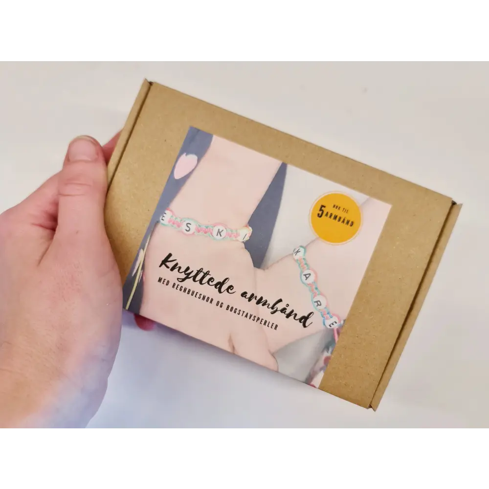 Kreakasse: lær at knytte armbånd med perler