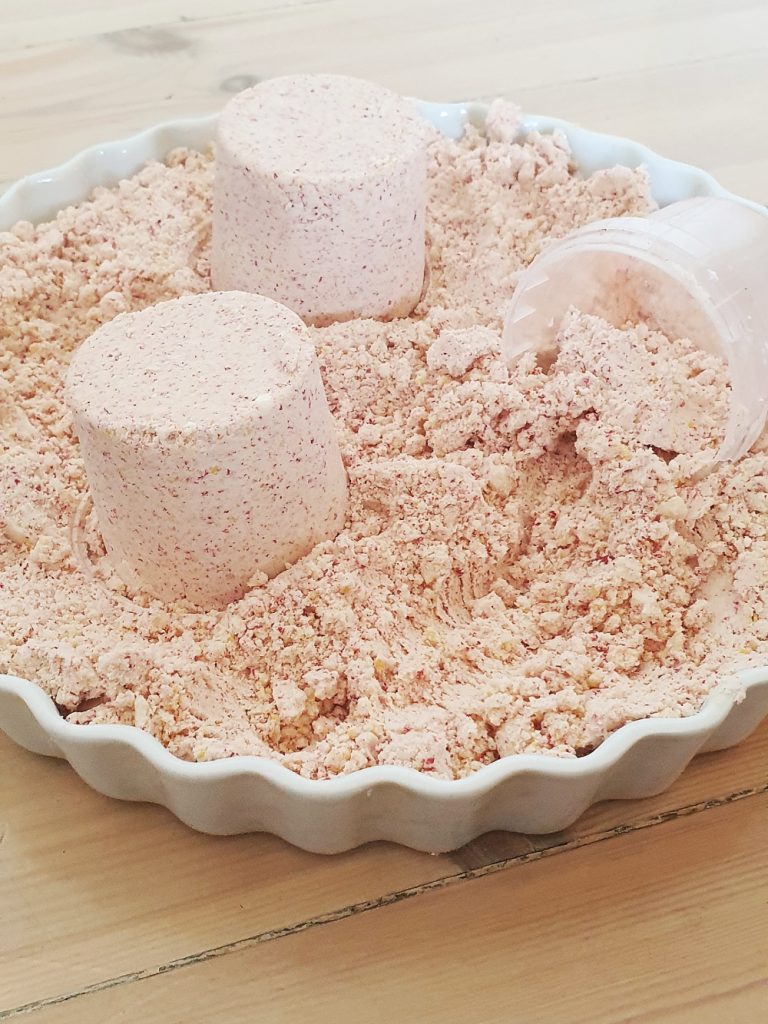 Den nemmeste legesand af kun to ingredienser du helt sikkert har i køkkenet