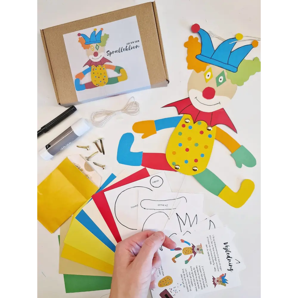 Kreakasse: Fastelavnsklovn som sprællemand